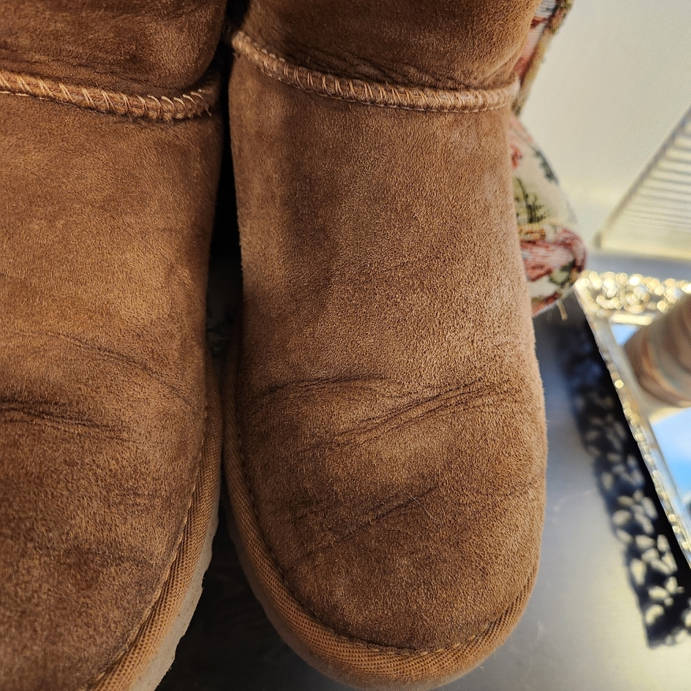 Ugg Bailey Shearling Lined Boots - image 8